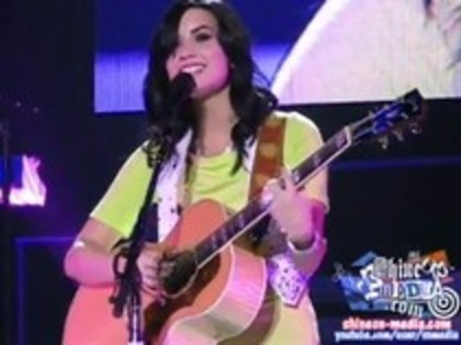Demi Lovato - Catch Me Live (1441) - Demilush - Catch Me Live Part oo4