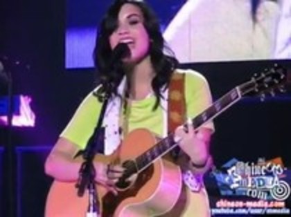 Demi Lovato - Catch Me Live (1446) - Demilush - Catch Me Live Part oo4