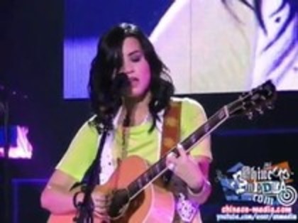 Demi Lovato - Catch Me Live (1482) - Demilush - Catch Me Live Part oo4