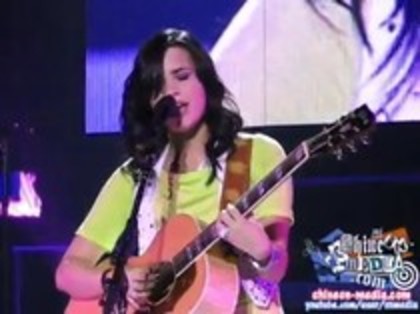 Demi Lovato - Catch Me Live (1483) - Demilush - Catch Me Live Part oo4