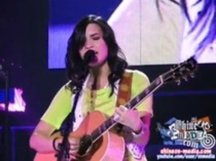 Demi Lovato - Catch Me Live (1485)