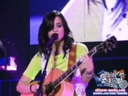 Demi Lovato - Catch Me Live (1513) - Demilush - Catch Me Live Part oo4