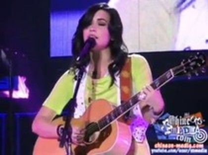 Demi Lovato - Catch Me Live (1526) - Demilush - Catch Me Live Part oo4