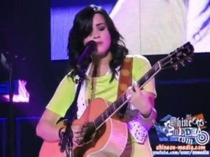 Demi Lovato - Catch Me Live (1529) - Demilush - Catch Me Live Part oo4