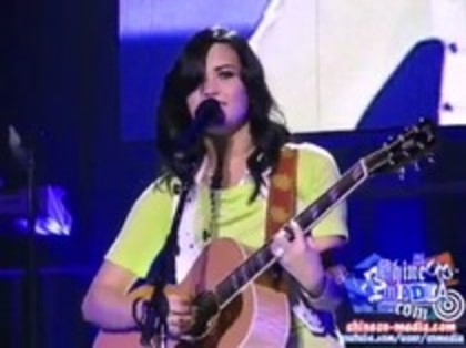 Demi Lovato - Catch Me Live (1539) - Demilush - Catch Me Live Part oo4