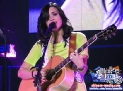 Demi Lovato - Catch Me Live (1492) - Demilush - Catch Me Live Part oo4