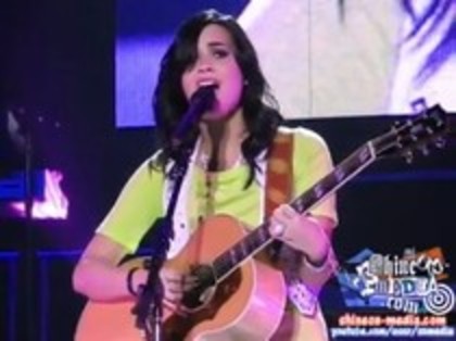 Demi Lovato - Catch Me Live (1498) - Demilush - Catch Me Live Part oo4