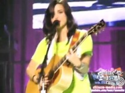 Demi Lovato - Catch Me Live (1557)