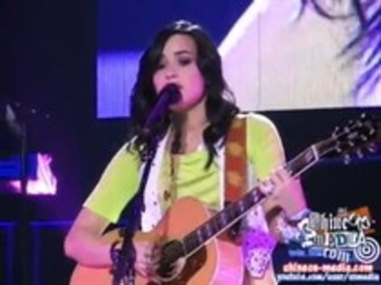 Demi Lovato - Catch Me Live (1517) - Demilush - Catch Me Live Part oo4