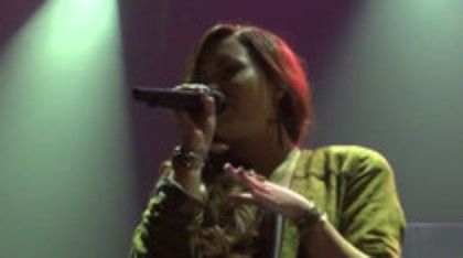 Demi Lovato - My Love is Like A Star - Soundcheck (53)