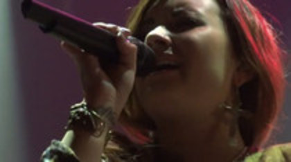 Demi Lovato - My Love is Like A Star - Soundcheck (101)