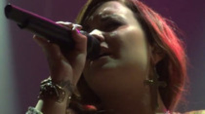 Demi Lovato - My Love is Like A Star - Soundcheck (104)