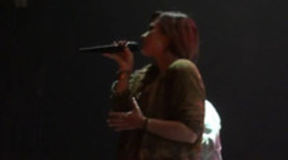 Demi Lovato - My Love is Like A Star - Soundcheck (999)
