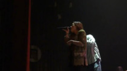 Demi Lovato - My Love is Like A Star - Soundcheck (1042)