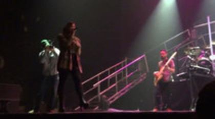Demi Lovato - My Love is Like A Star - Soundcheck (1055) Demi Lovato - My Love is Like A Star - Soundcheck (1055)