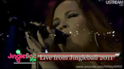 Demi Lovato My Love is Like a Star live - Jingle Ball 2011 (512)