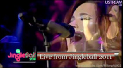 Demi Lovato My Love is Like a Star live - Jingle Ball 2011 (585)