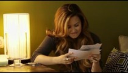Demi Lovato - Give Your Heart a Break Behind The Scenes (2411)