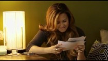 Demi Lovato - Give Your Heart a Break Behind The Scenes (2471) Demi Lovato - Give Your Heart a Break Behind The Scenes (2471)