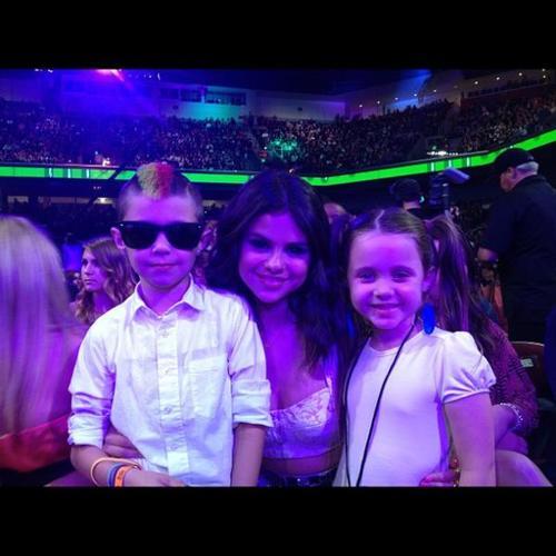 29 - Kids Choice Awards-2012