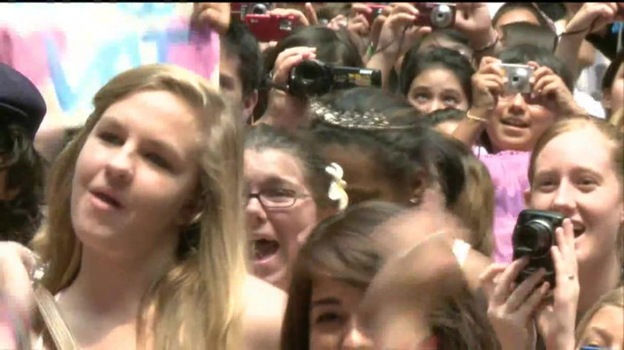 Demi Lovato  Live at Glendale Galleria  in LA for Cambio in HD 04249 - Demilush - Live at Glendale Galleria in LA for Cambio Part oo8