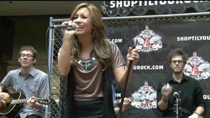 Demi Lovato  Live at Glendale Galleria  in LA for Cambio in HD 04450