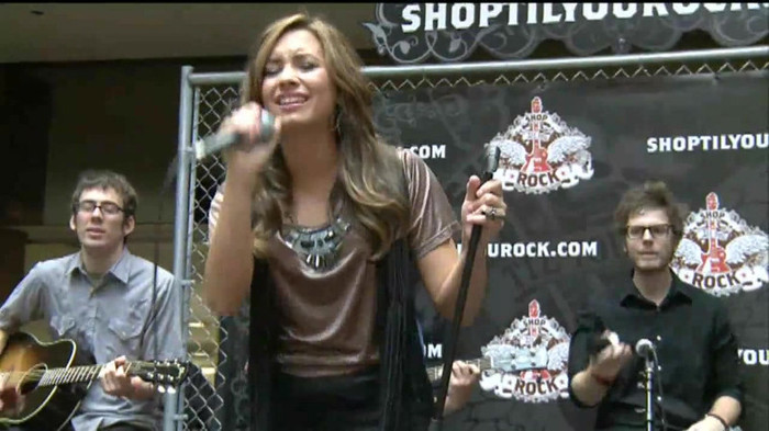 Demi Lovato  Live at Glendale Galleria  in LA for Cambio in HD 04454 - Demilush - Live at Glendale Galleria in LA for Cambio Part oo8