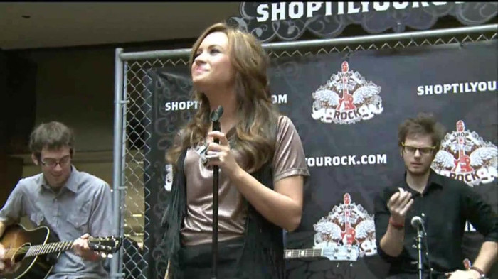Demi Lovato  Live at Glendale Galleria  in LA for Cambio in HD 04531