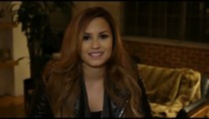 Demi Lovato - Give Your Heart a Break Behind The Scenes (3389)