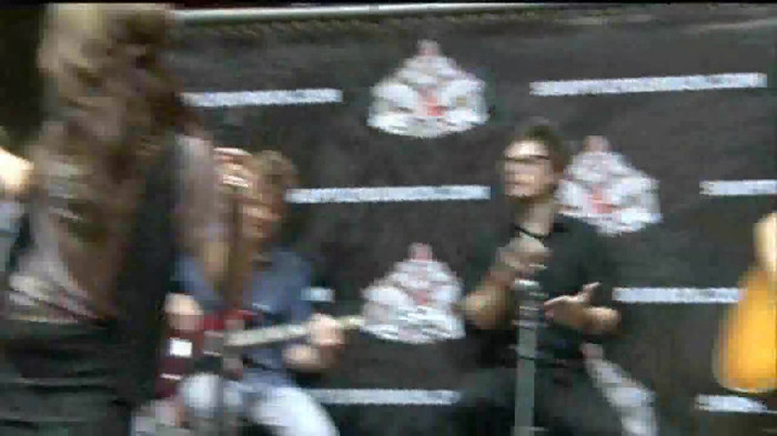 Demi Lovato  Live at Glendale Galleria  in LA for Cambio in HD 04633 Demi Lovato  Live at Glendale Galleria  in LA for Cambio in HD 04633