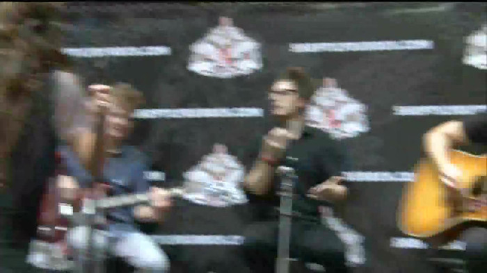 Demi Lovato  Live at Glendale Galleria  in LA for Cambio in HD 04636 Demi Lovato  Live at Glendale Galleria  in LA for Cambio in HD 04636