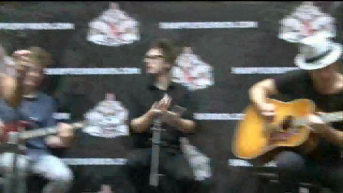 Demi Lovato  Live at Glendale Galleria  in LA for Cambio in HD 04640 Demi Lovato  Live at Glendale Galleria  in LA for Cambio in HD 04640