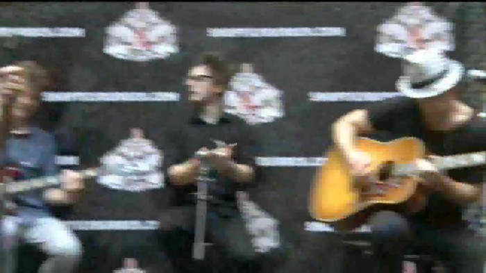 Demi Lovato  Live at Glendale Galleria  in LA for Cambio in HD 04641 Demi Lovato  Live at Glendale Galleria  in LA for Cambio in HD 04641