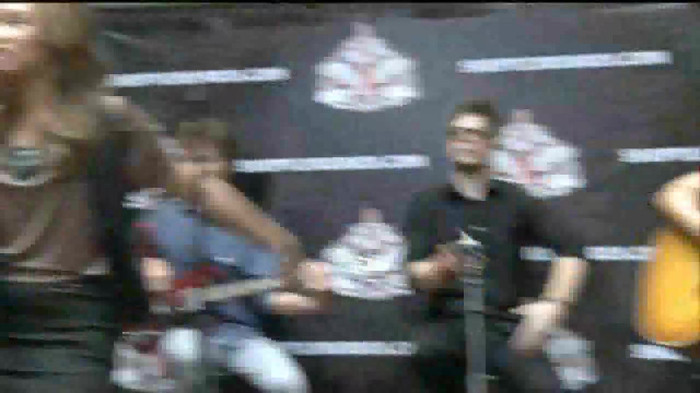 Demi Lovato  Live at Glendale Galleria  in LA for Cambio in HD 04661 Demi Lovato  Live at Glendale Galleria  in LA for Cambio in HD 04661