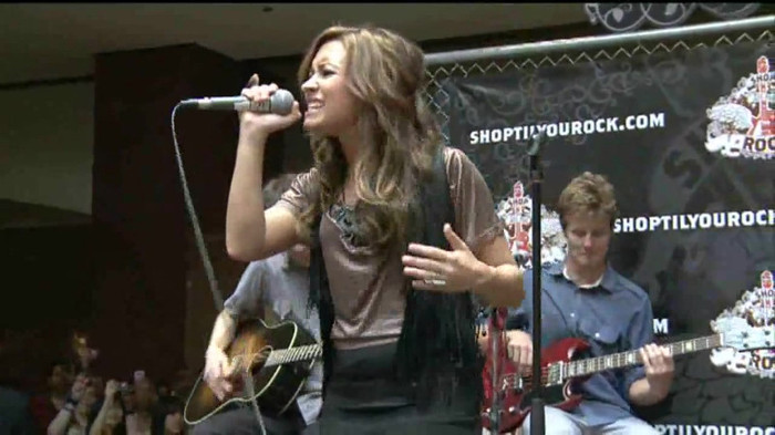 Demi Lovato  Live at Glendale Galleria  in LA for Cambio in HD 04877 - Demilush - Live at Glendale Galleria in LA for Cambio Part oo9