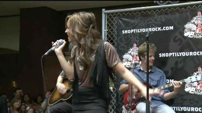 Demi Lovato  Live at Glendale Galleria  in LA for Cambio in HD 04953 - Demilush - Live at Glendale Galleria in LA for Cambio Part oo9