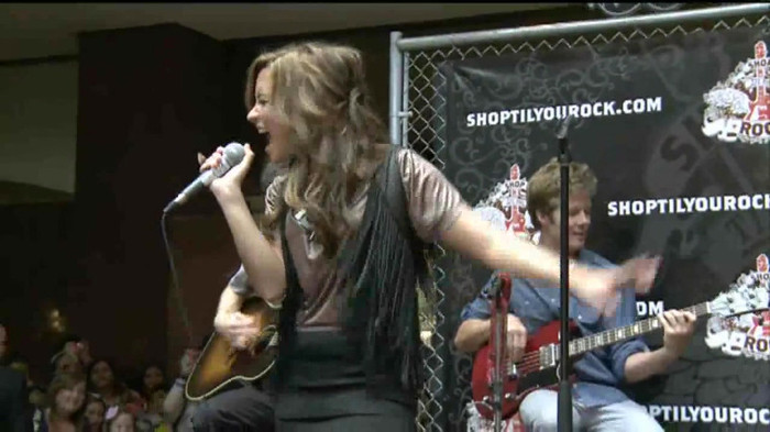 Demi Lovato  Live at Glendale Galleria  in LA for Cambio in HD 04956 - Demilush - Live at Glendale Galleria in LA for Cambio Part oo9
