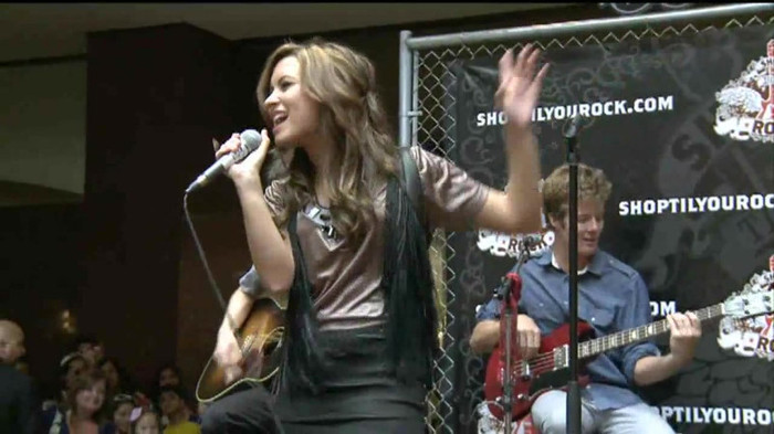 Demi Lovato  Live at Glendale Galleria  in LA for Cambio in HD 04970