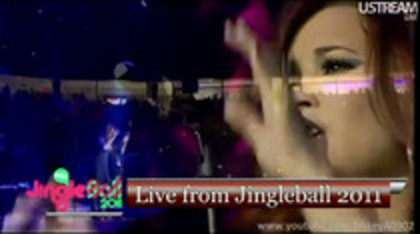 Demi Lovato My Love is Like a Star live - Jingle Ball 2011 (1006)