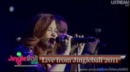 Demi Lovato My Love is Like a Star live - Jingle Ball 2011 (1057)