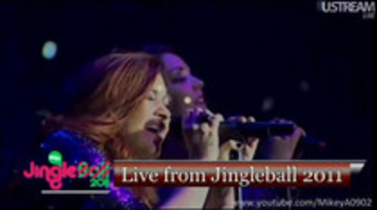Demi Lovato My Love is Like a Star live - Jingle Ball 2011 (1058)