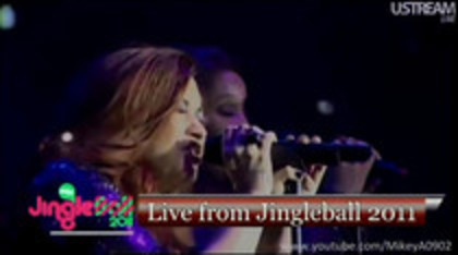 Demi Lovato My Love is Like a Star live - Jingle Ball 2011 (1061)