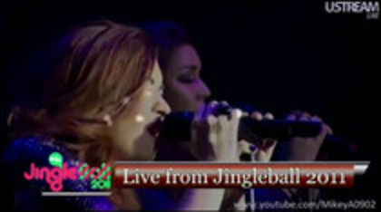 Demi Lovato My Love is Like a Star live - Jingle Ball 2011 (1065)