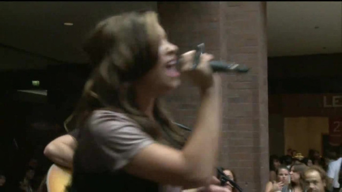 Demi Lovato  Live at Glendale Galleria  in LA for Cambio in HD 05049