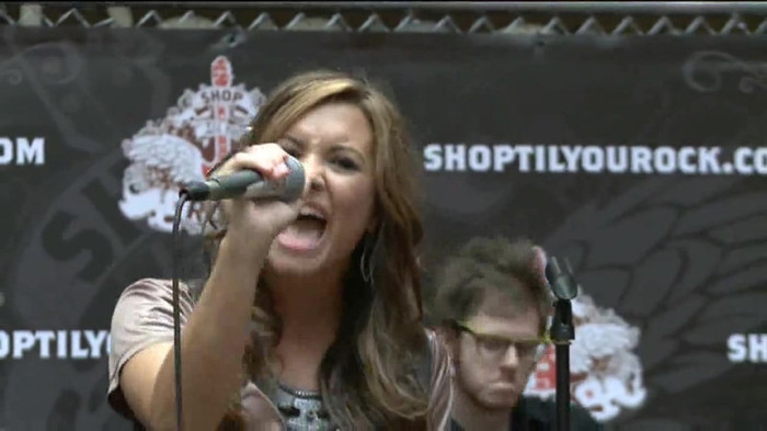 Demi Lovato  Live at Glendale Galleria  in LA for Cambio in HD 05168