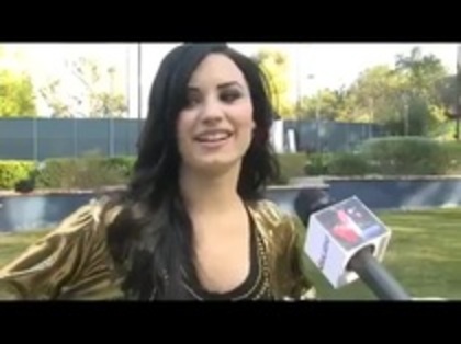 Voto Latino _ Behind the Scenes with Demi Lovato (43) - Demilush - Voto Latino Behind the Scenes with Demi Lovato Part oo1