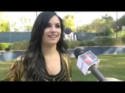 Voto Latino _ Behind the Scenes with Demi Lovato (53) - Demilush - Voto Latino Behind the Scenes with Demi Lovato Part oo1