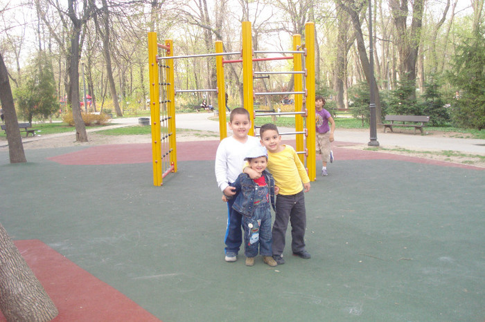 027 - ANDREI ARE DOI ANI