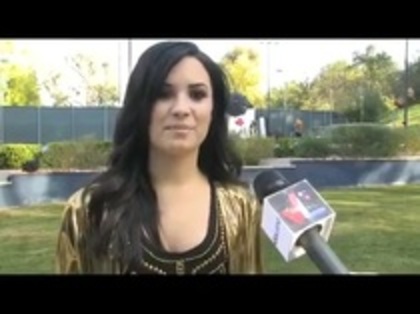 Voto Latino _ Behind the Scenes with Demi Lovato (485) - Demilush - Voto Latino Behind the Scenes with Demi Lovato Part oo2