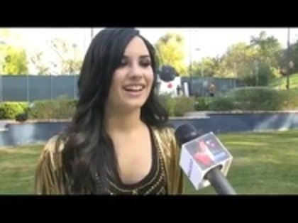 Voto Latino _ Behind the Scenes with Demi Lovato (492) - Demilush - Voto Latino Behind the Scenes with Demi Lovato Part oo2